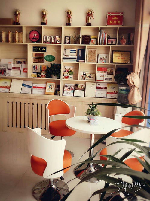 图文制作店在进行公司亚克力背景墙制作与安装时需注意的3个关键点